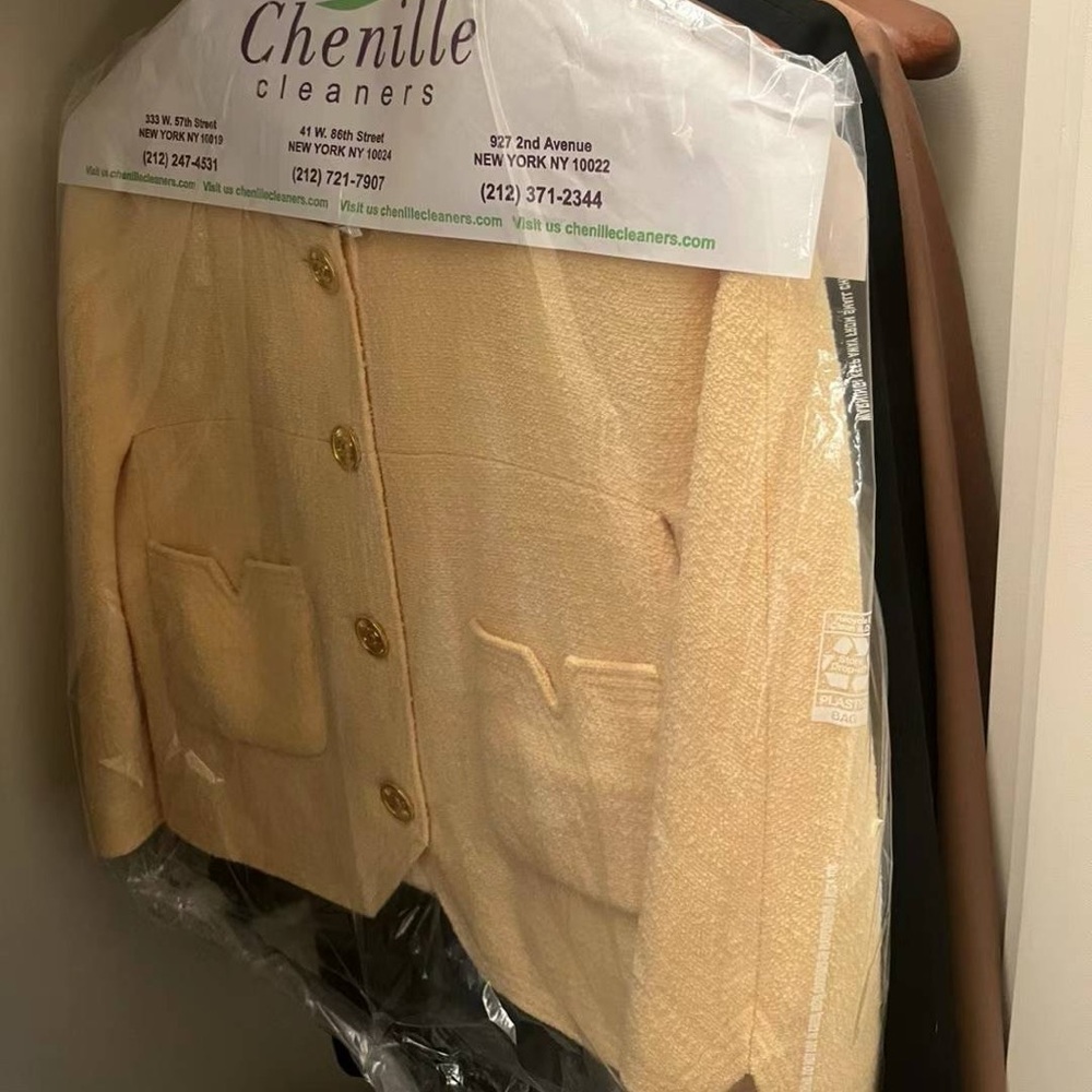 Chanel Wool Blazer Tweed Jacket n top/skirt 3 pc set! Pristine Like New! size M